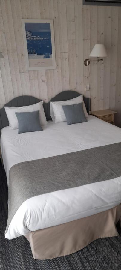 Logis De La Hotel